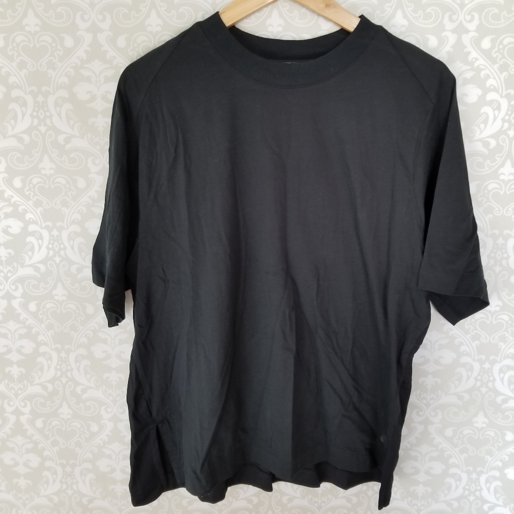 Nike black shirt sz XL flowy back panel